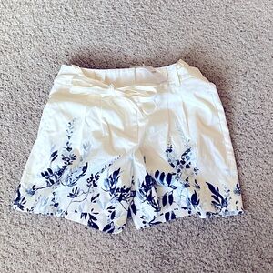 Whitehouse black market shorts